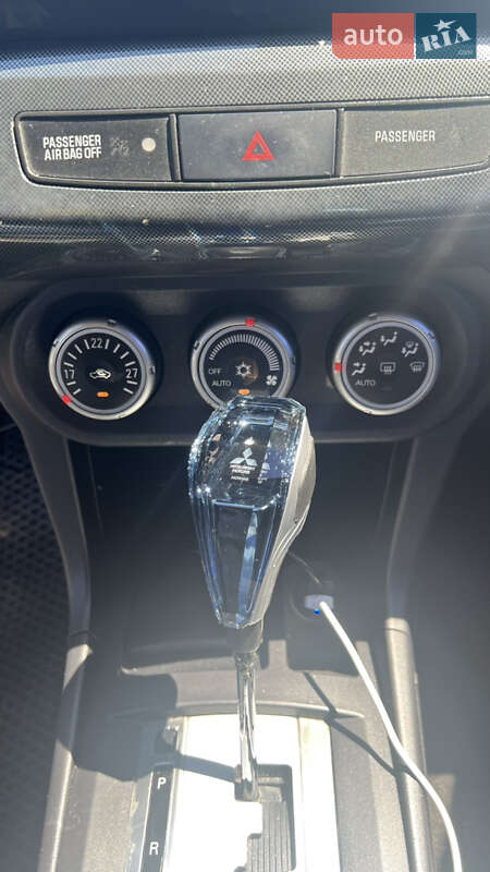 Седан Mitsubishi Lancer 2008 в Запорожье