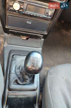 Лифтбек Mitsubishi Lancer 1989 в 