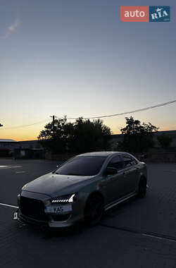 Седан Mitsubishi Lancer 2008 в Березному