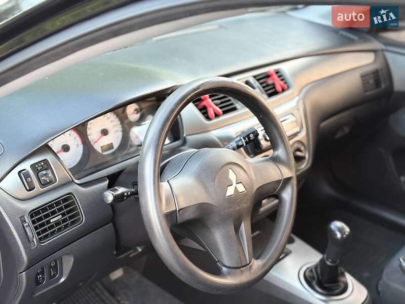 Седан Mitsubishi Lancer 2008 в Львові