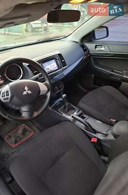 Седан Mitsubishi Lancer 2013 в 
