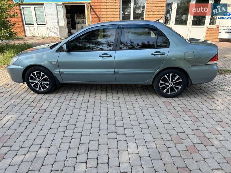 Седан Mitsubishi Lancer 2008 в Львове