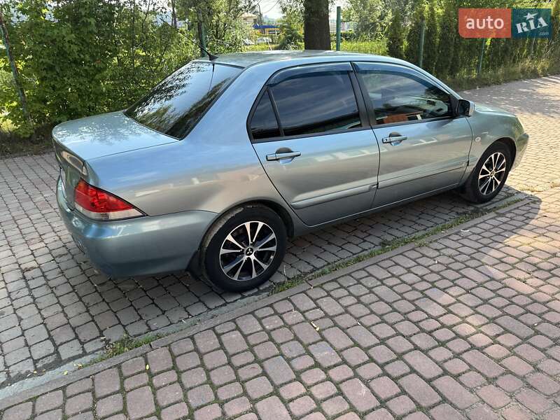 Седан Mitsubishi Lancer 2008 в Львове