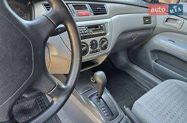 Седан Mitsubishi Lancer 2004 в 