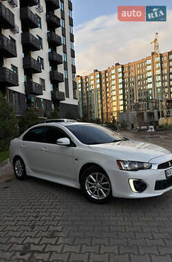 Седан Mitsubishi Lancer 2015 в 
