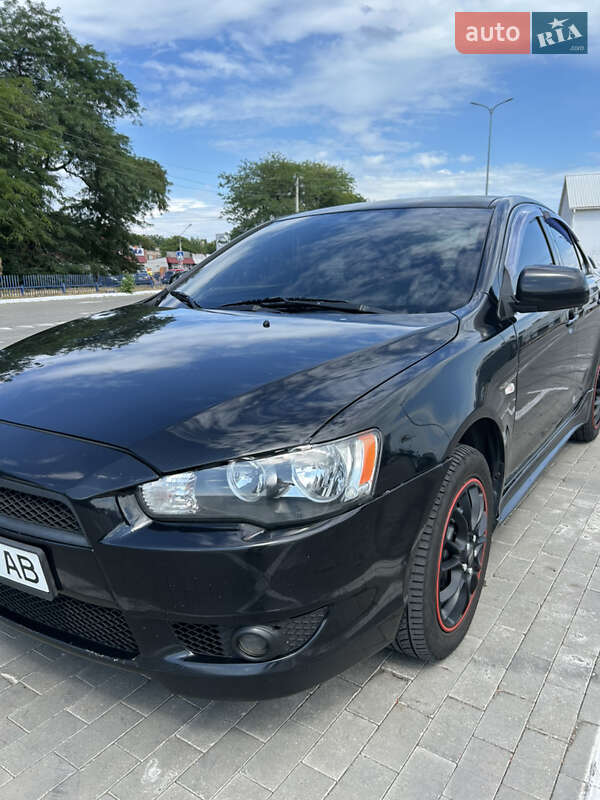 Седан Mitsubishi Lancer 2008 в Одессе