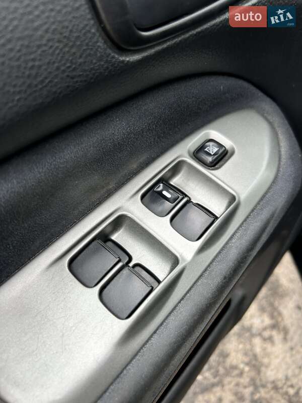 Седан Mitsubishi Lancer 2008 в Сумах
