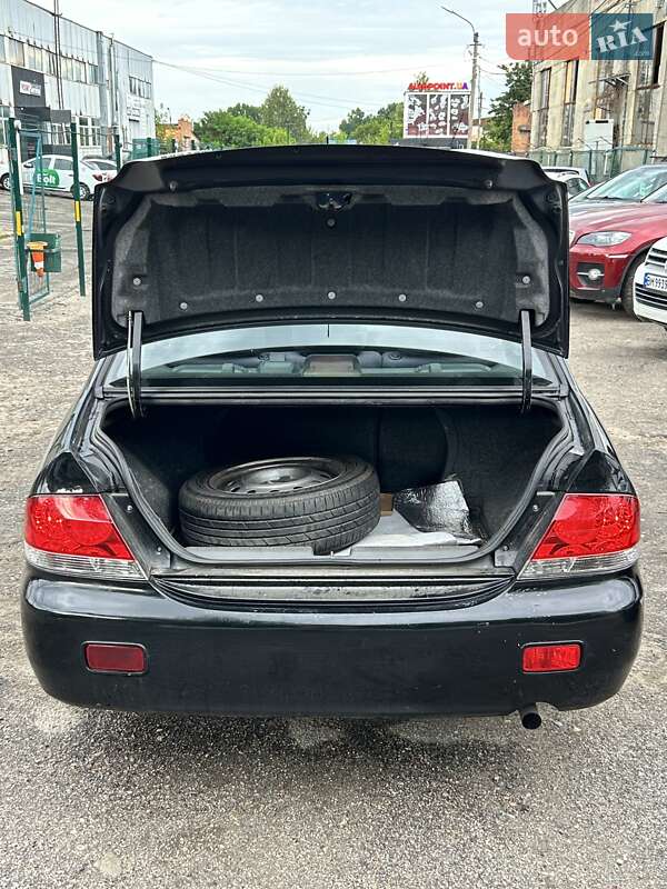 Седан Mitsubishi Lancer 2008 в Сумах