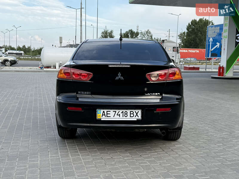 Седан Mitsubishi Lancer 2008 в Днепре