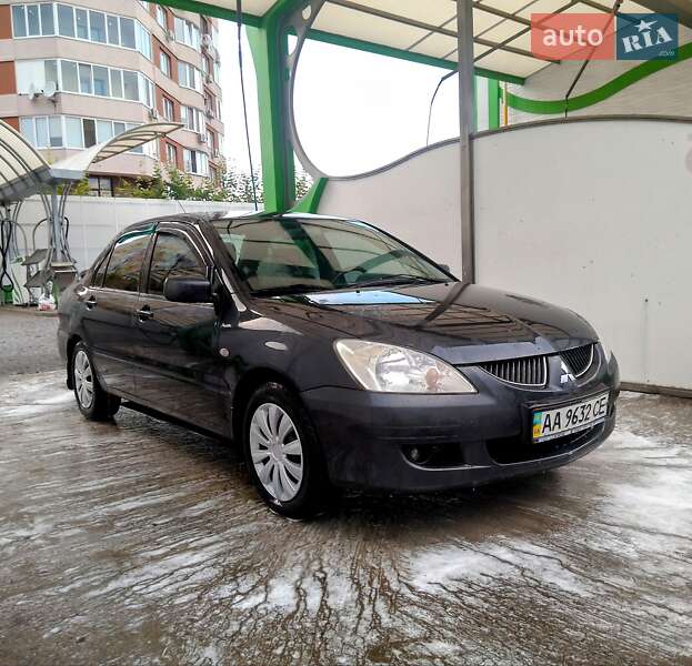 Mitsubishi Lancer 2003