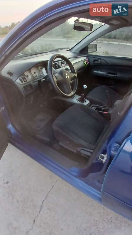 Седан Mitsubishi Lancer 2006 в Новой Одессе