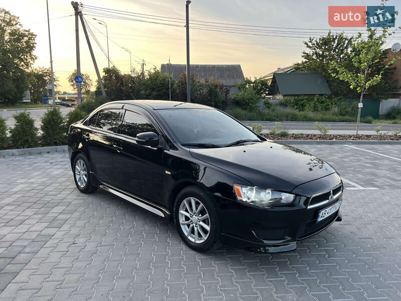 Седан Mitsubishi Lancer 2015 в Вінниці