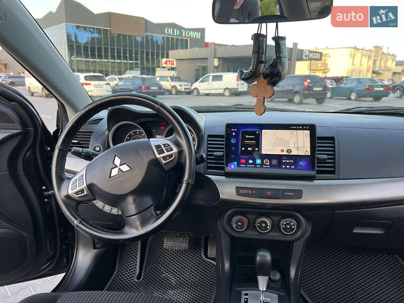 Седан Mitsubishi Lancer 2015 в Вінниці