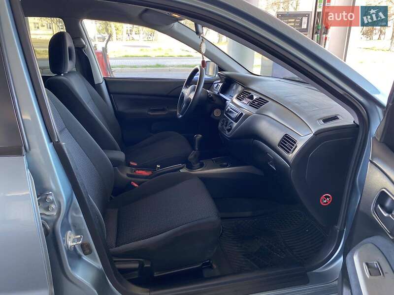 Седан Mitsubishi Lancer 2008 в Миколаєві