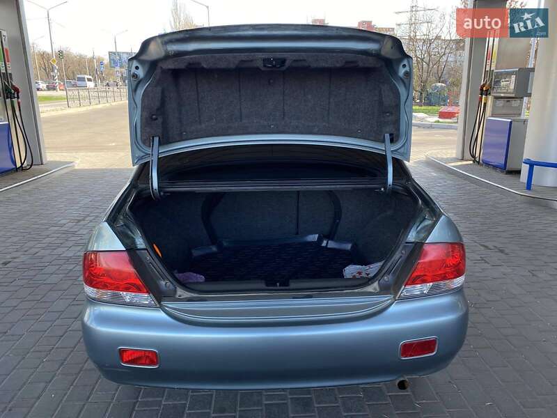 Седан Mitsubishi Lancer 2008 в Миколаєві
