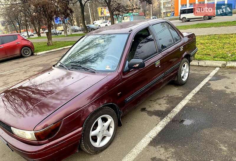 Седан Mitsubishi Lancer 1991 в Одесі