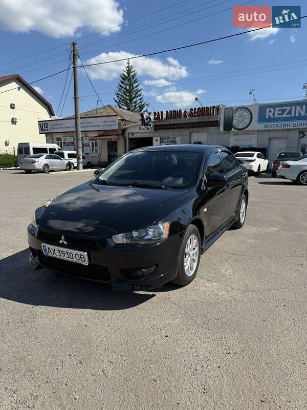 Седан Mitsubishi Lancer 2011 в Харькове