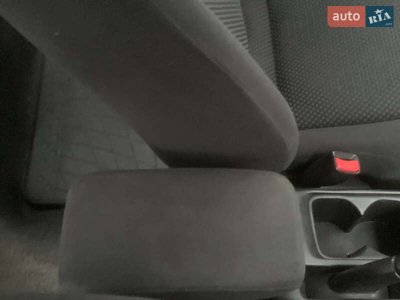 Седан Mitsubishi Lancer 2006 в Львове
