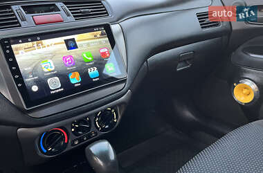 Седан Mitsubishi Lancer 2006 в 
