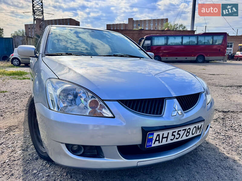 Седан Mitsubishi Lancer 2005 в 