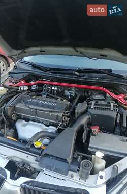 Седан Mitsubishi Lancer 2004 в 