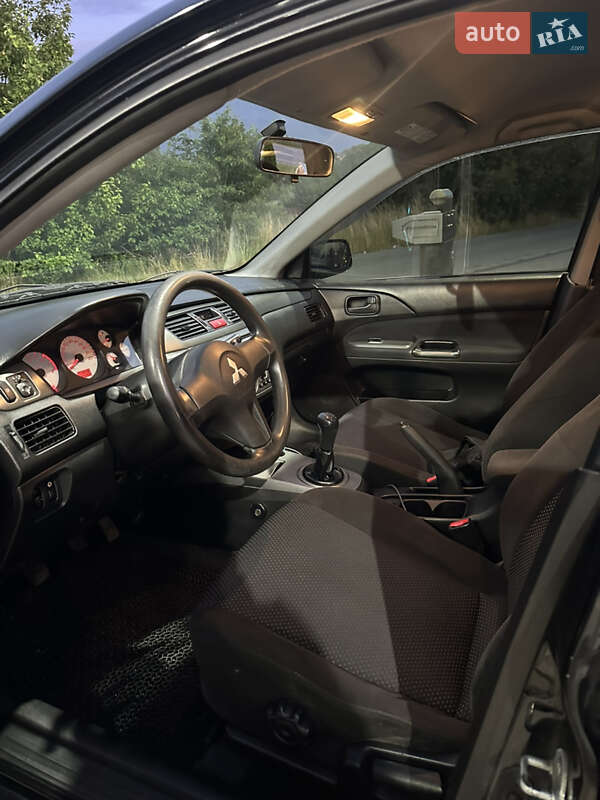 Седан Mitsubishi Lancer 2006 в Львові