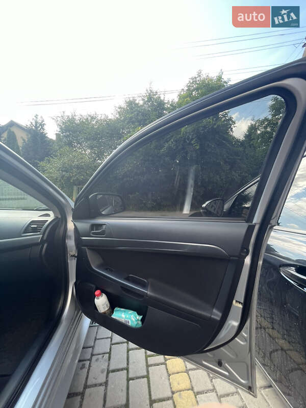 Седан Mitsubishi Lancer 2011 в Днепре фото 43 Седан Mitsubishi Lancer 2011 в Днепре