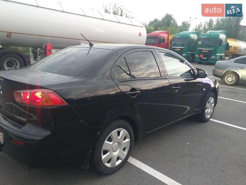 Седан Mitsubishi Lancer 2007 в Києві