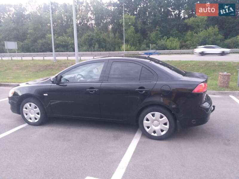 Седан Mitsubishi Lancer 2007 в Києві