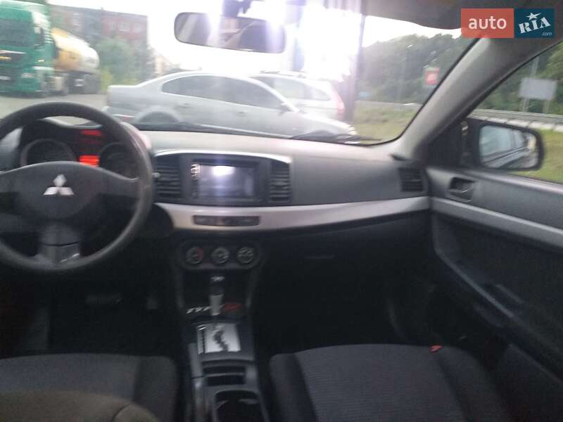 Седан Mitsubishi Lancer 2007 в Києві