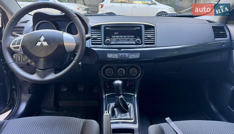Седан Mitsubishi Lancer 2015 в Киеве фото 5 Седан Mitsubishi Lancer 2015 в Киеве