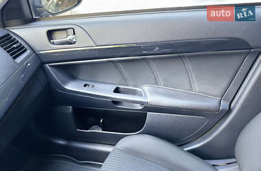 Седан Mitsubishi Lancer 2015 в 