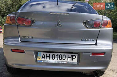 Седан Mitsubishi Lancer 2015 в 