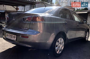 Седан Mitsubishi Lancer 2015 в 