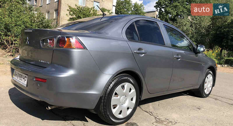 Седан Mitsubishi Lancer 2015 в Киеве фото 22 Седан Mitsubishi Lancer 2015 в Киеве