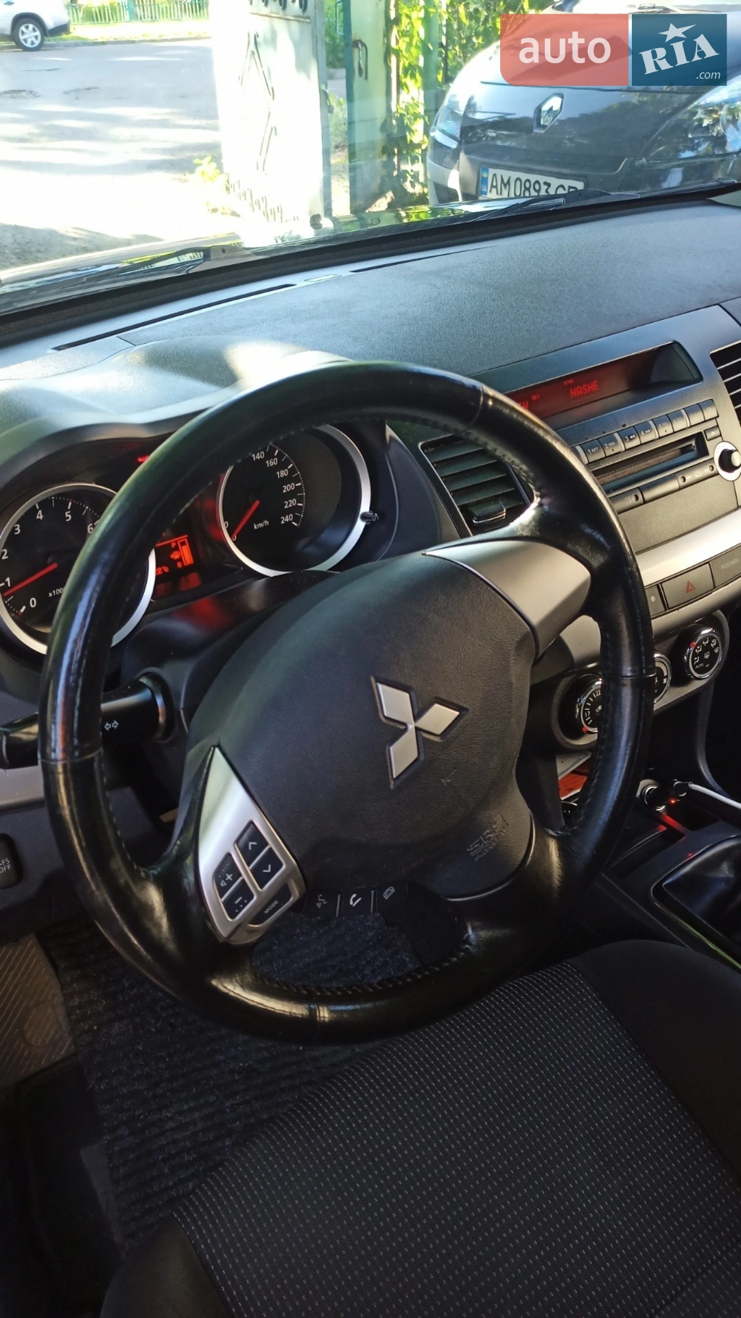 2010 Mitsubishi Lancer - мініатюра 9