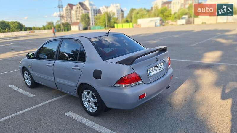 Седан Mitsubishi Lancer 2007 в Києві