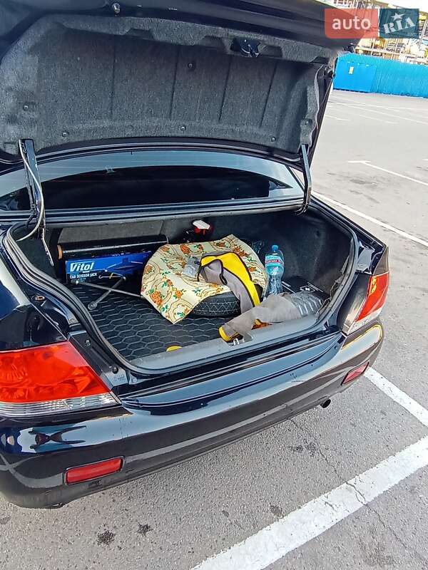 Седан Mitsubishi Lancer 2007 в Днепре