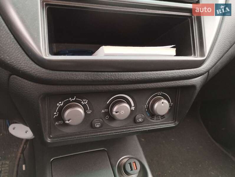 Седан Mitsubishi Lancer 2006 в Николаеве