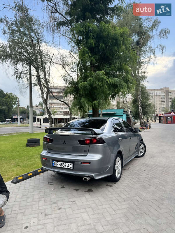 Седан Mitsubishi Lancer 2007 в Вольнянске