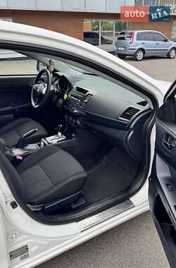 Седан Mitsubishi Lancer 2012 в 