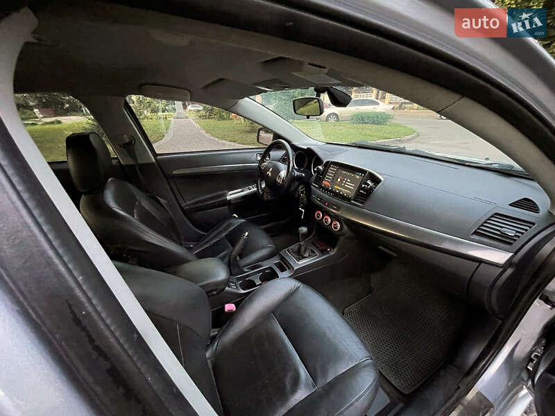 Седан Mitsubishi Lancer 2008 в Києві фото 17 Седан Mitsubishi Lancer 2008 в Києві