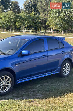 Хэтчбек Mitsubishi Lancer 2010 в 