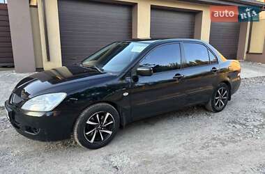 Седан Mitsubishi Lancer 2005 в Киеве