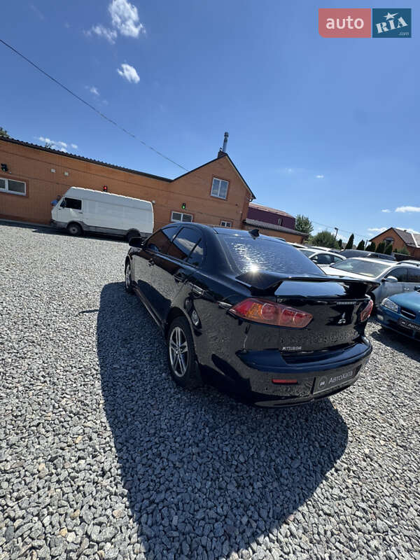Седан Mitsubishi Lancer 2007 в Дергачах