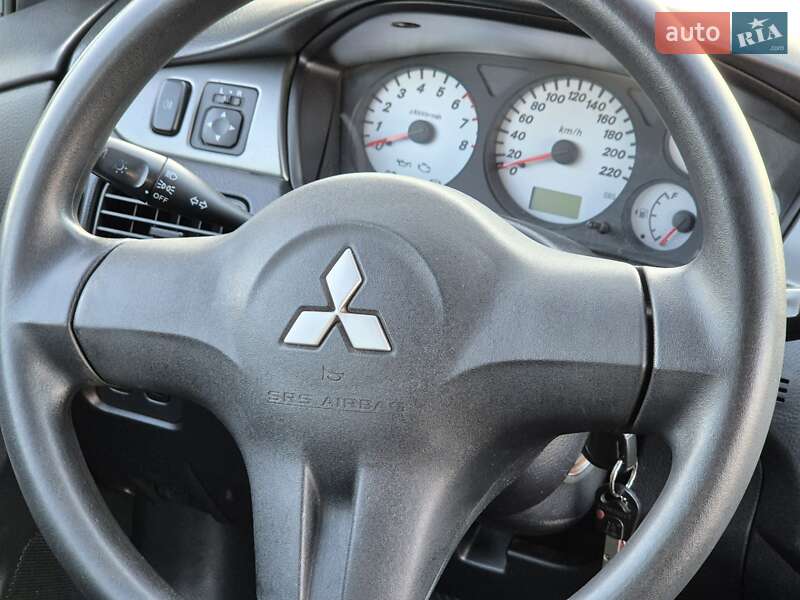 Седан Mitsubishi Lancer 2007 в Виннице