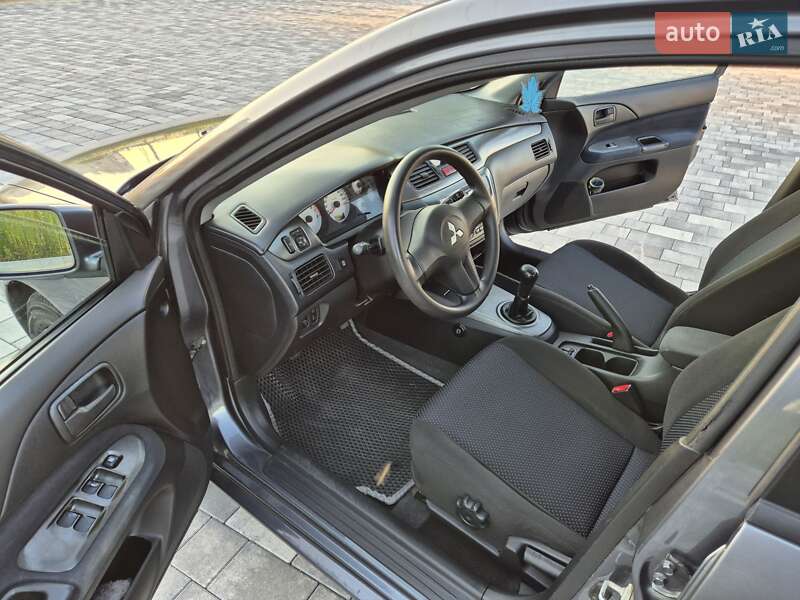 Седан Mitsubishi Lancer 2007 в Виннице