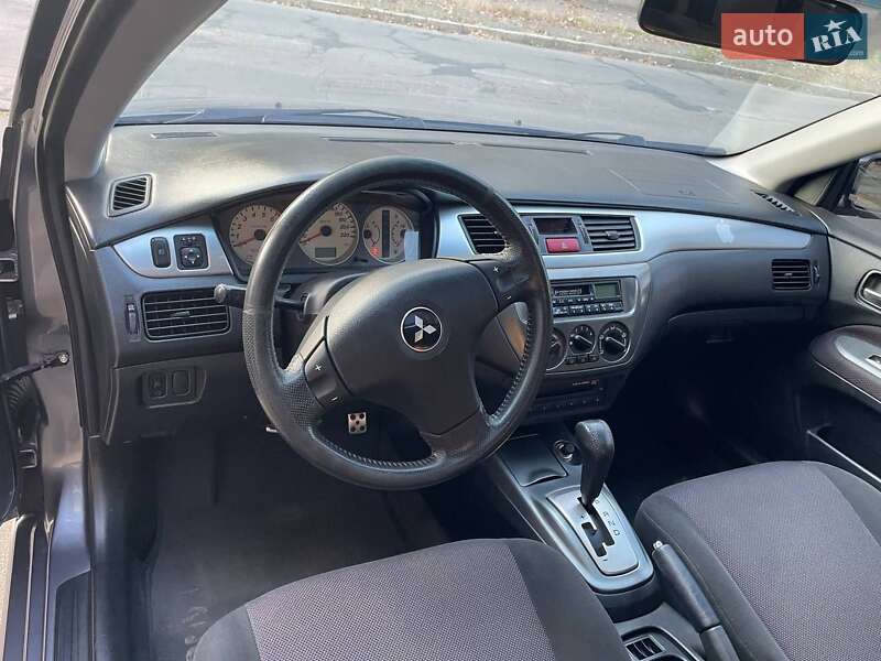 Седан Mitsubishi Lancer 2007 в Николаеве