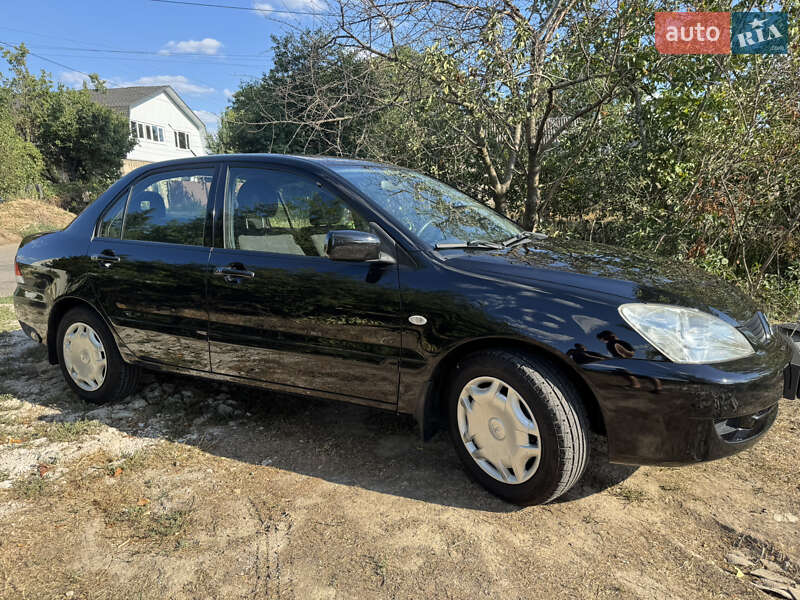 Седан Mitsubishi Lancer 2009 в Днепре