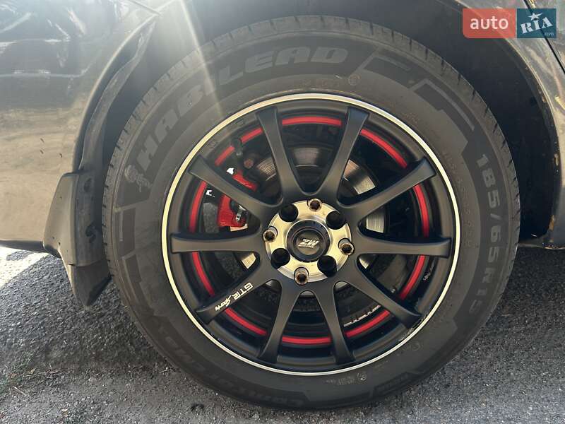 Седан Mitsubishi Lancer 2003 в Николаеве